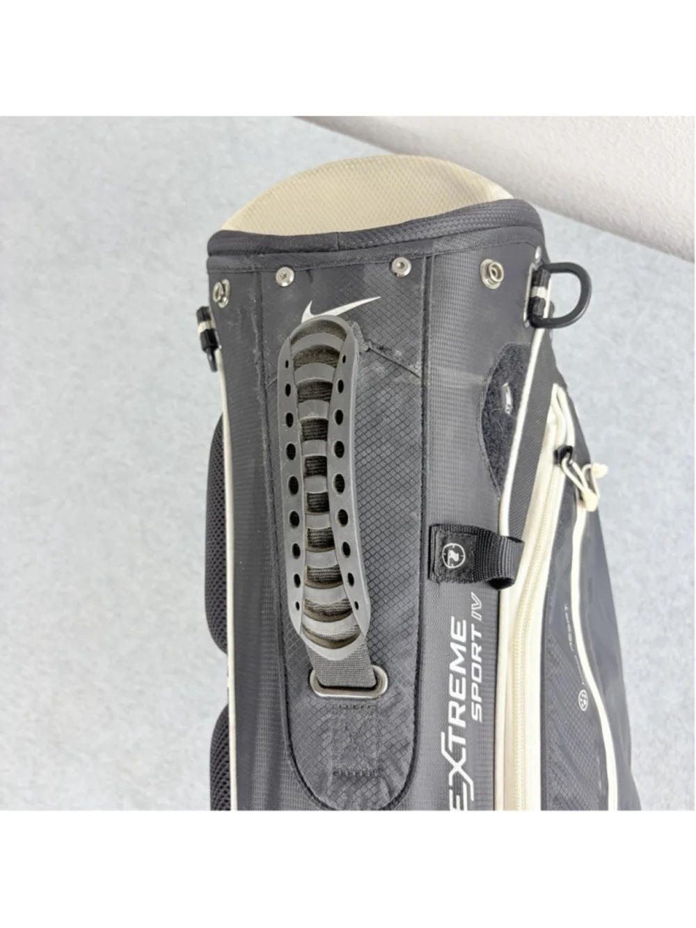 NIKE Xtreme Sport IV Golf Stand Carry Bag Black White 8-Way Dual Strap